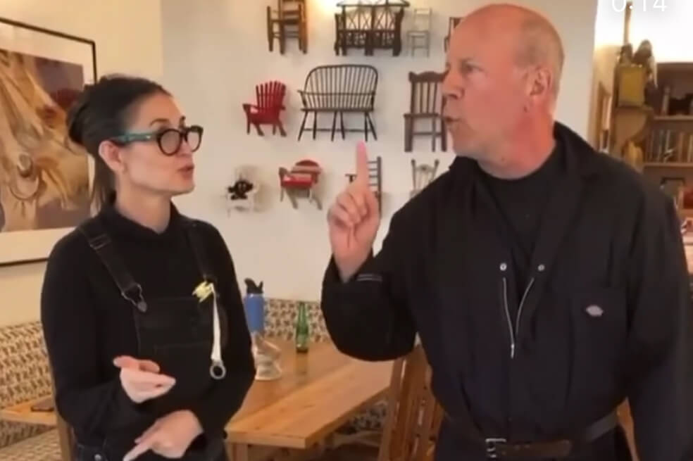 Viviendo la cuarentena con su esposa en casa de su ex