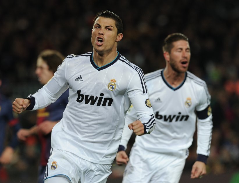 Cristiano Ronaldo califica de «falsas» noticias sobre renovación con Real Madrid