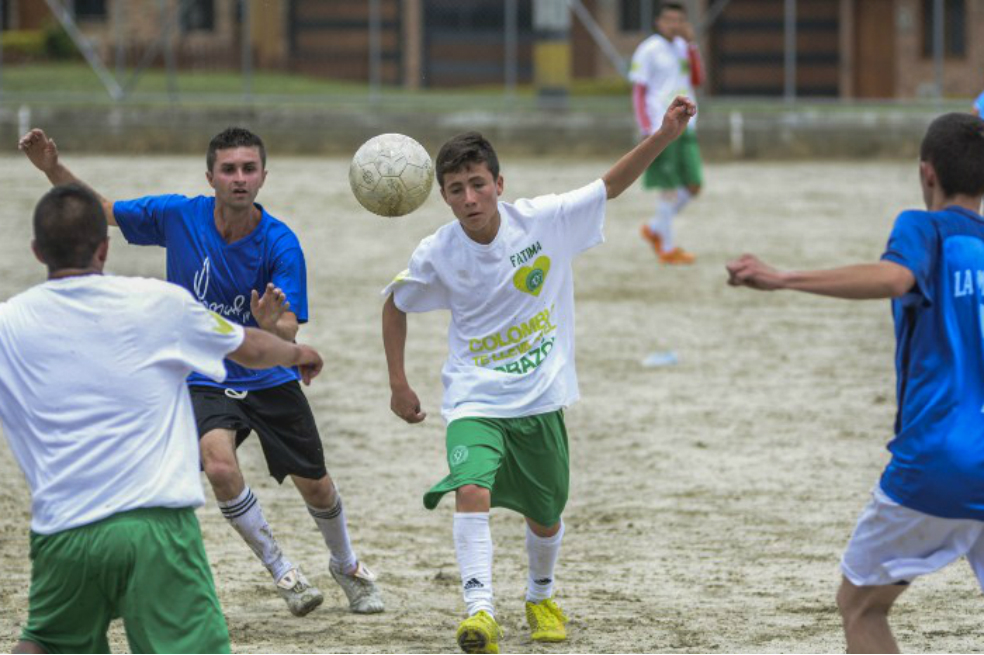 Johan Alexis Ramírez Castro (c), el "Niño Ángel" de Chapecoense. / AFP