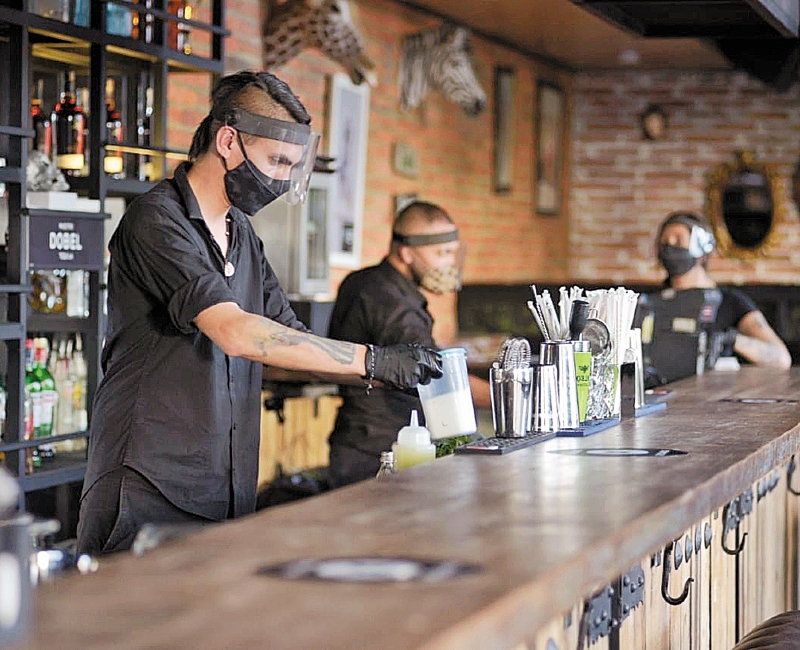 Discotecas y bares en medio de la pandemia: cuando la rumba se apaga