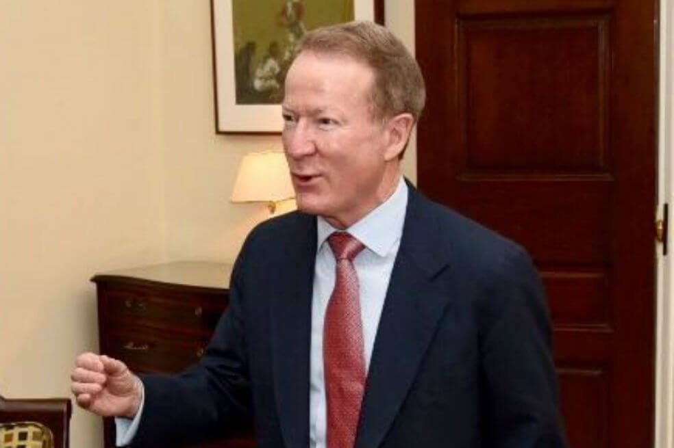 William Brownfield: marchas en Colombia están impulsadas por guerrilla y bandas criminales