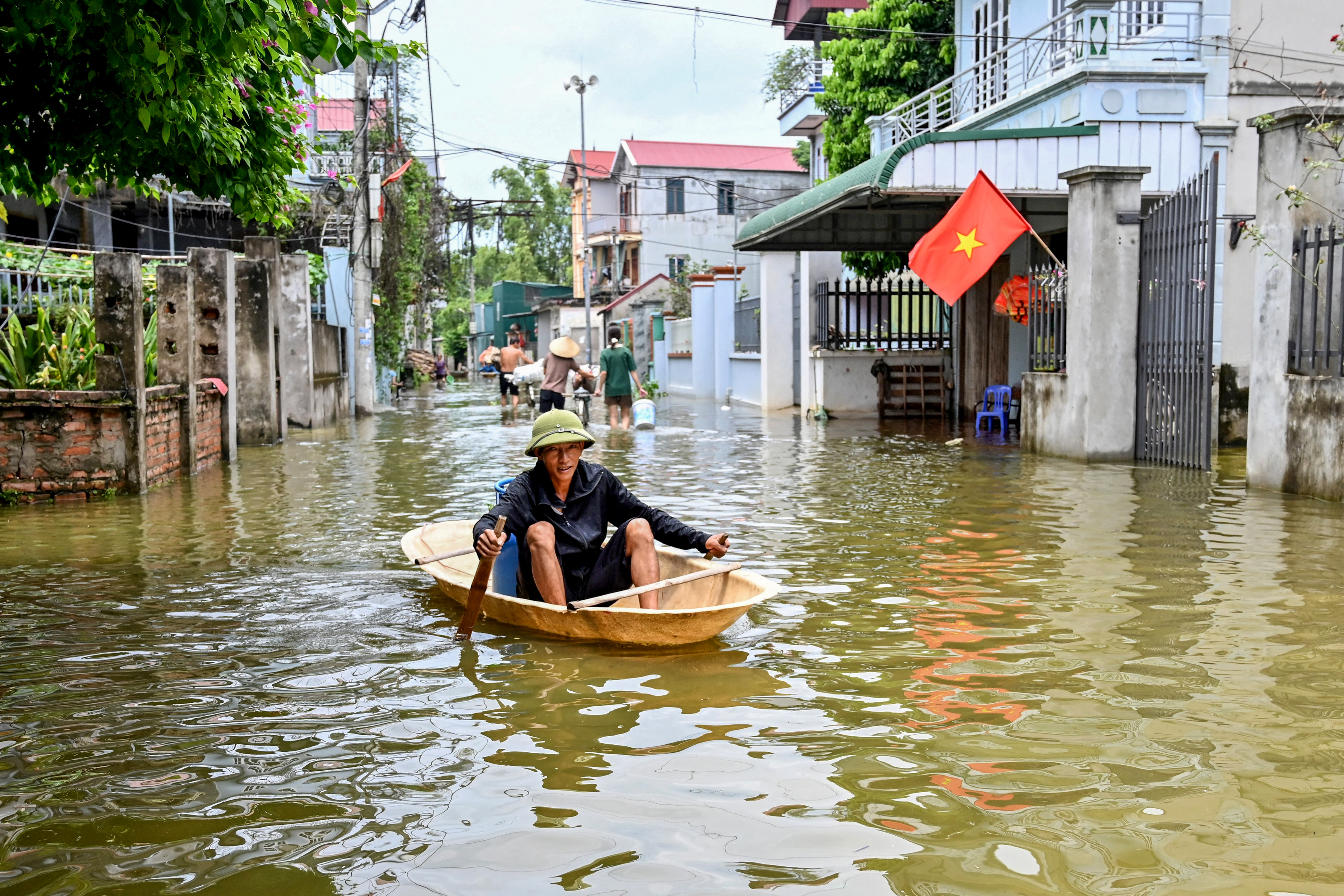 Inundaciones por lluvias en Hanói, Vietnam