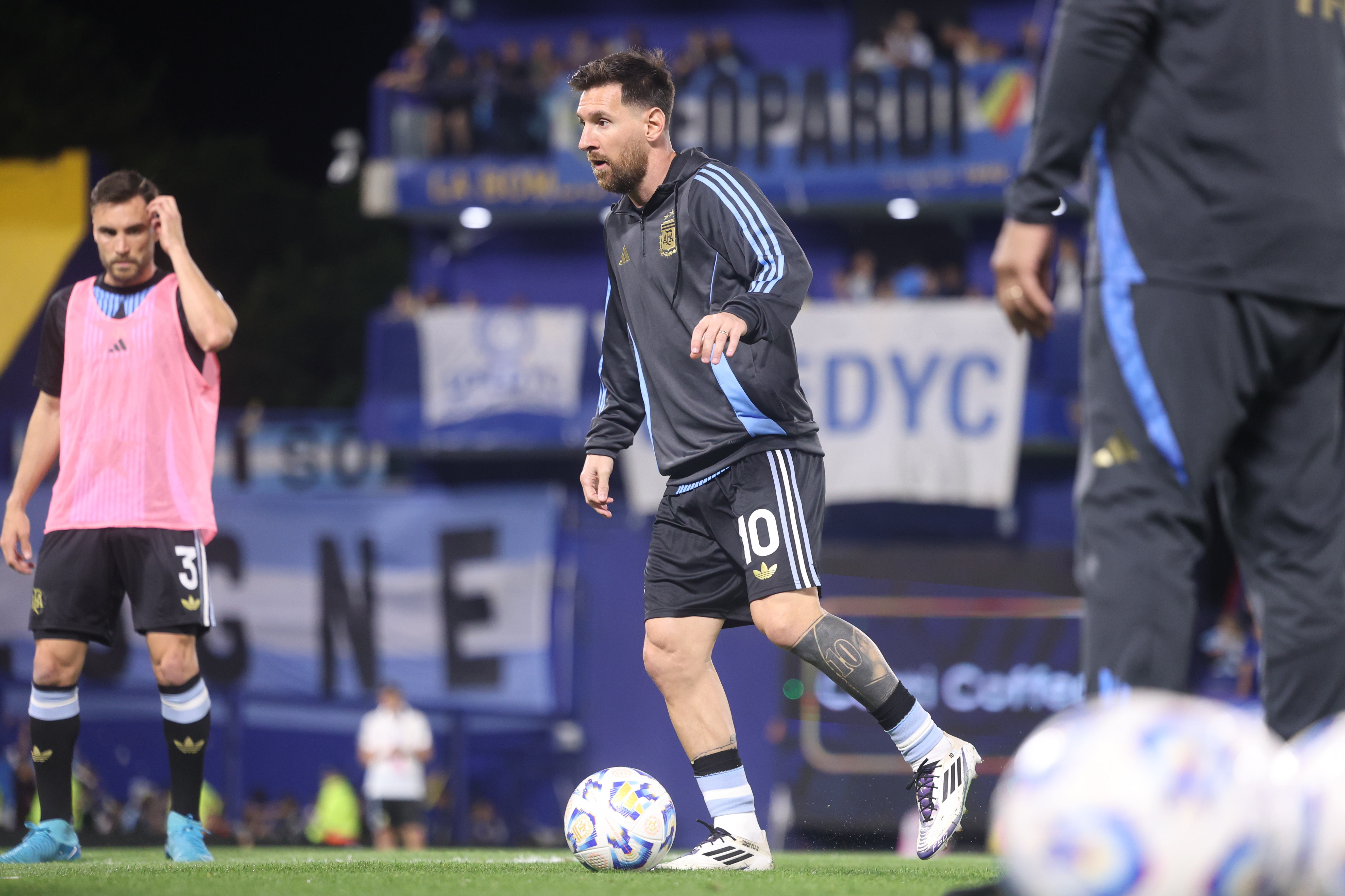 Lionel Messi será titular el martes para el partido de Argentina contra Colombia