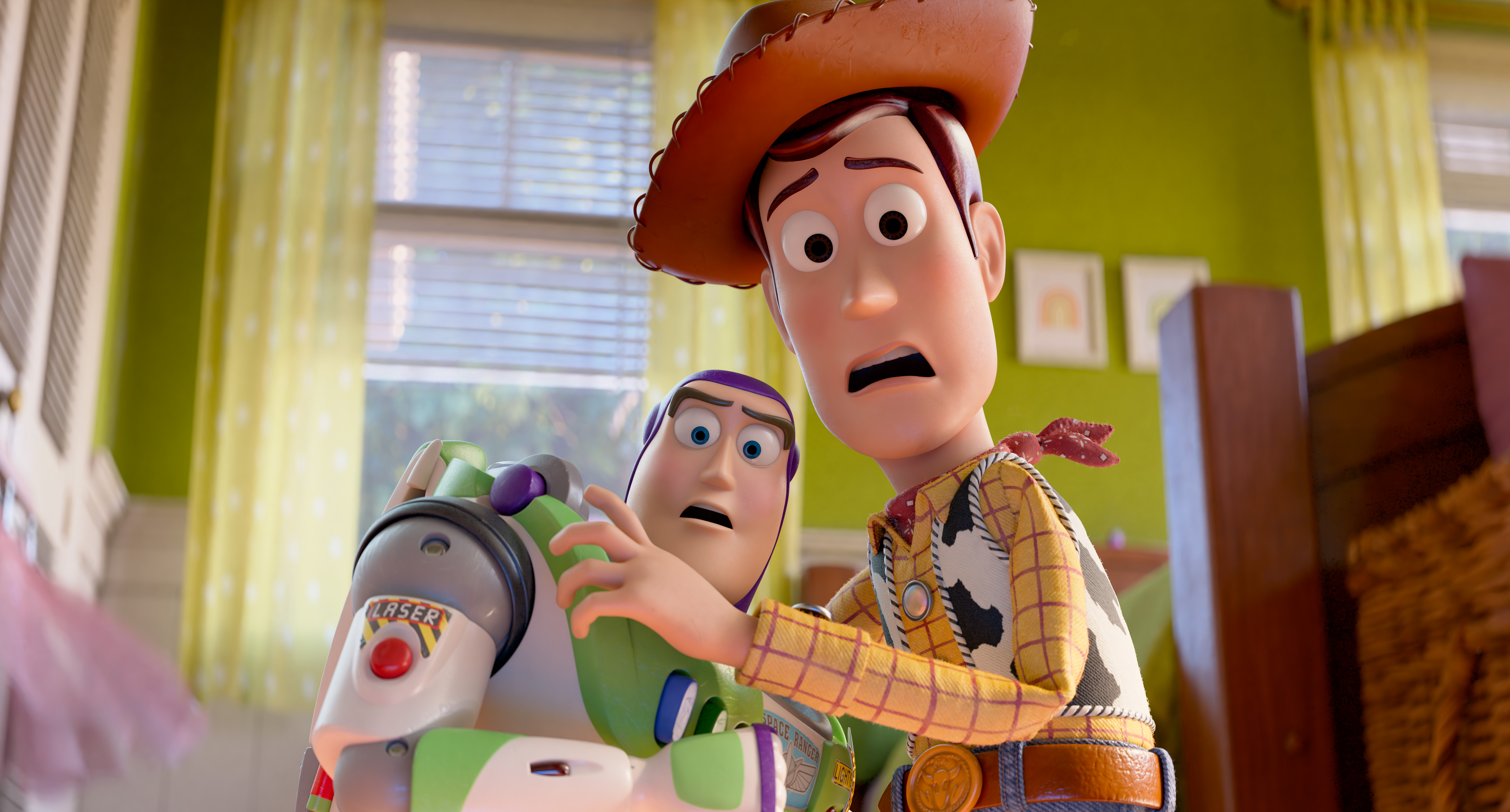 Juguetes caducos: reflexiones infantiles a propósito de Toy Story 5