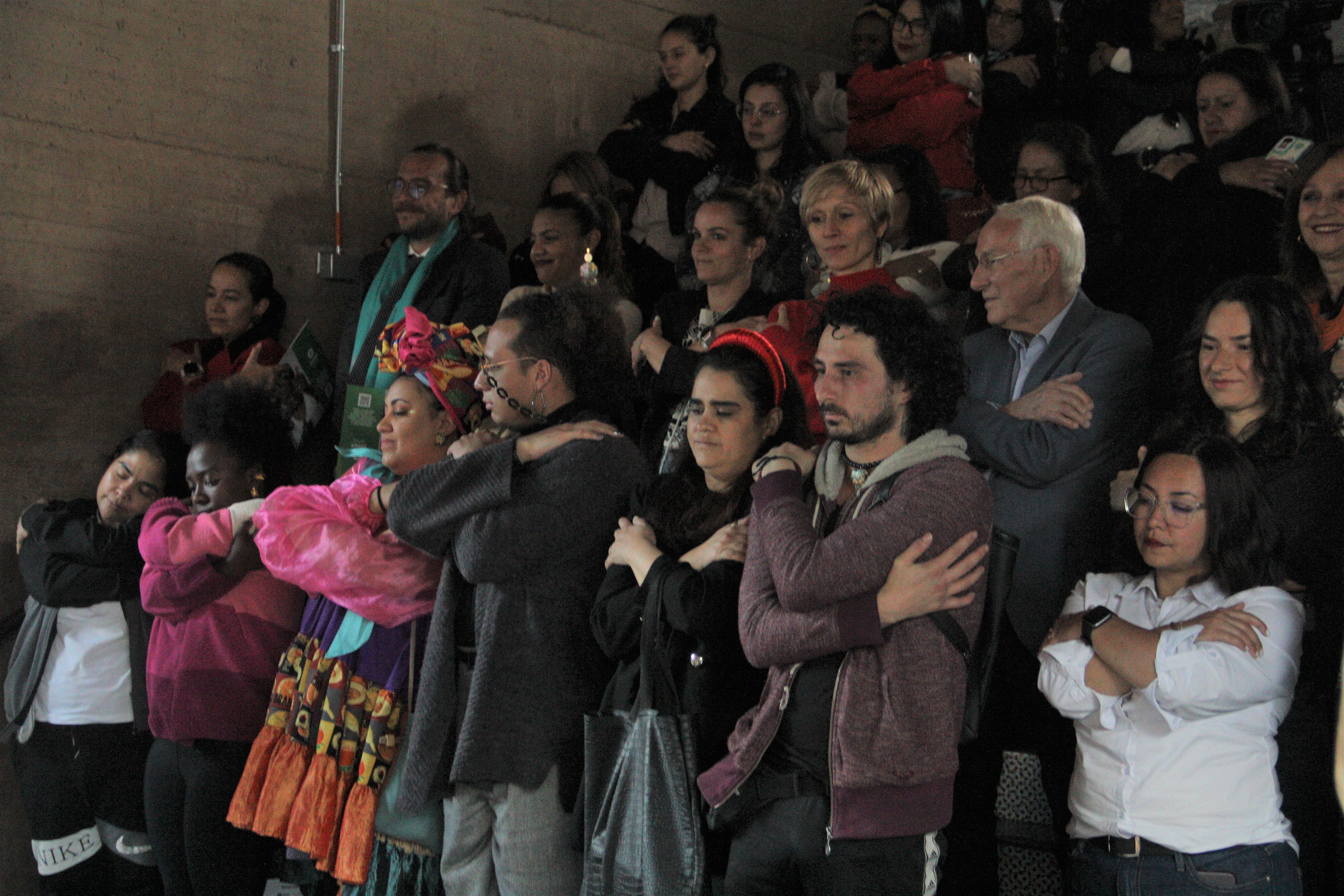 La exposición también busca visibilizar el trabajo de las organizaciones frente a la violencia sexual contra las mujeres.