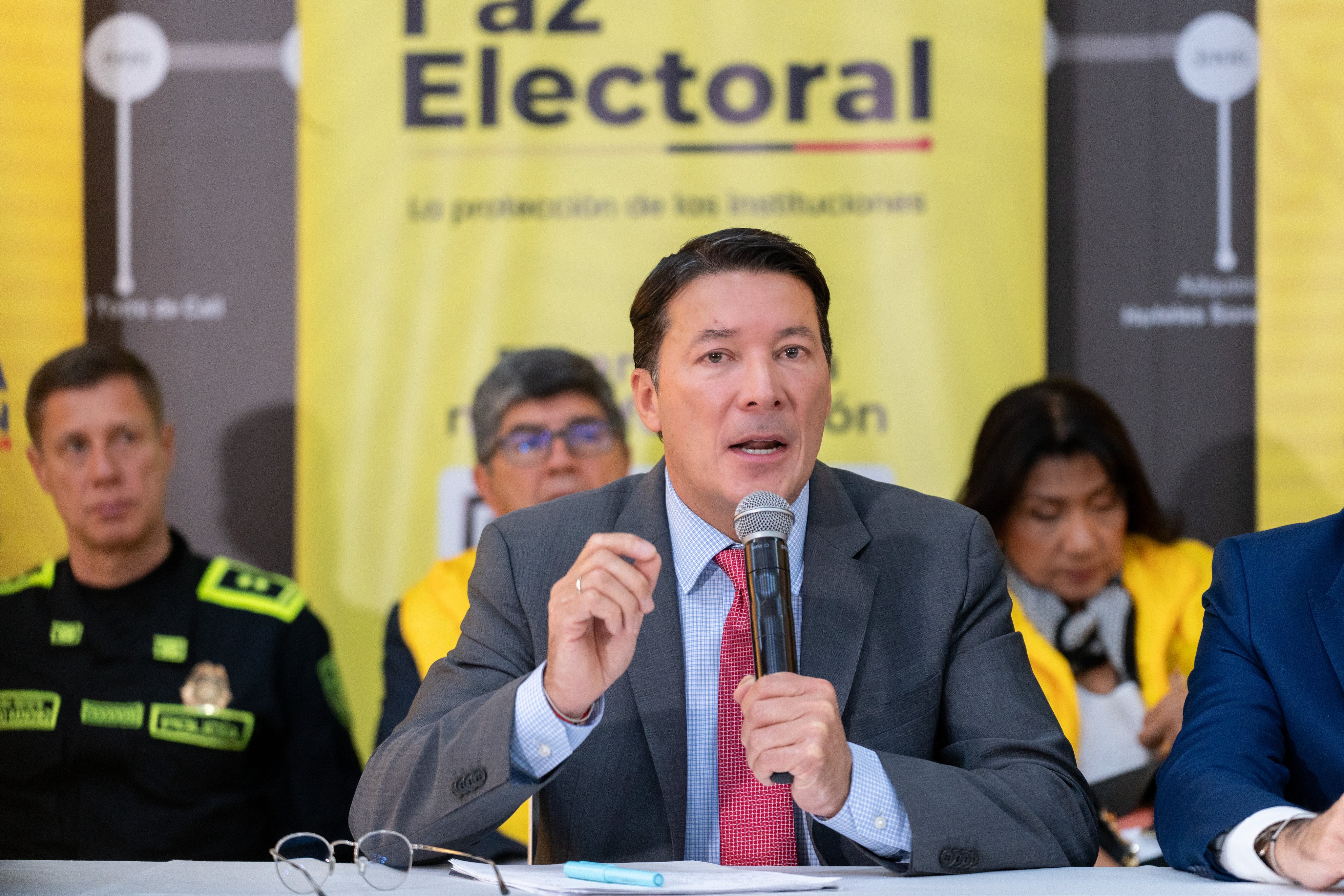 Registrador anunció medidas de seguridad para elecciones tras reunión del Plan Democracia