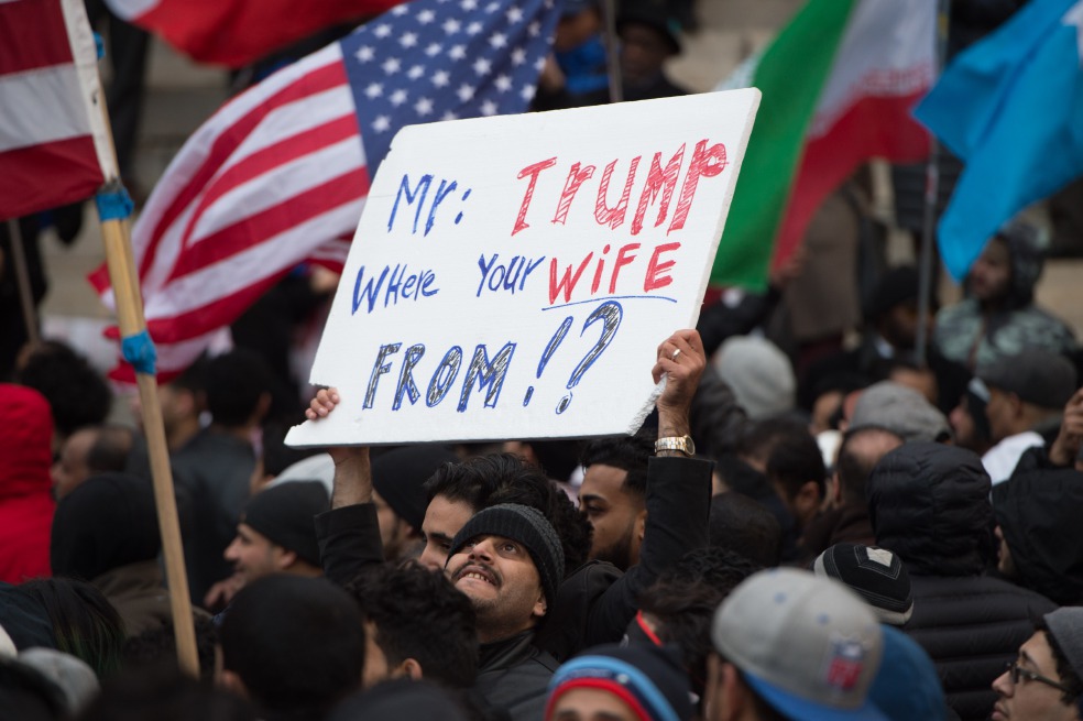 ¿Puede el presidente Trump negar la ciudadanía? (Análisis)