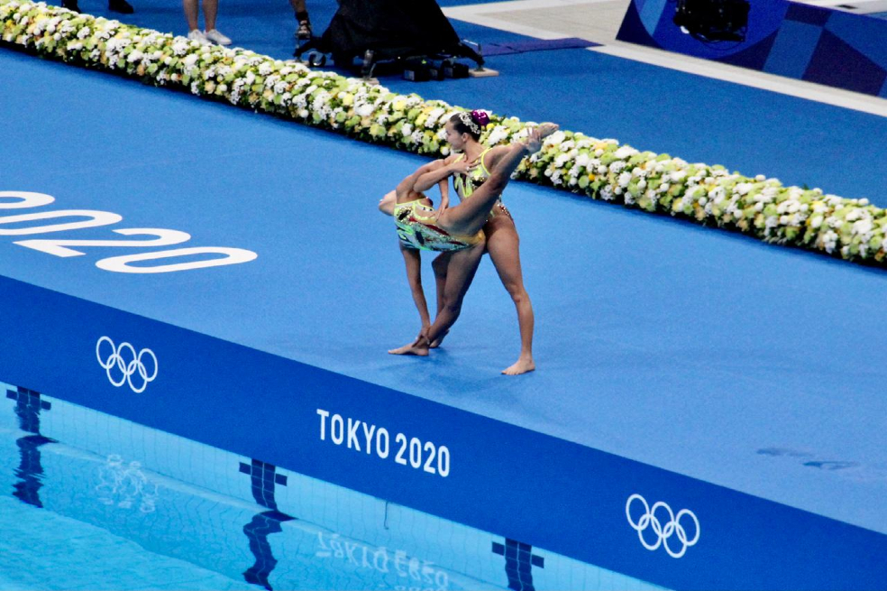 Estefania Álvarez y Mónica Arango: a ritmo de salsa en natación artística de Tokio