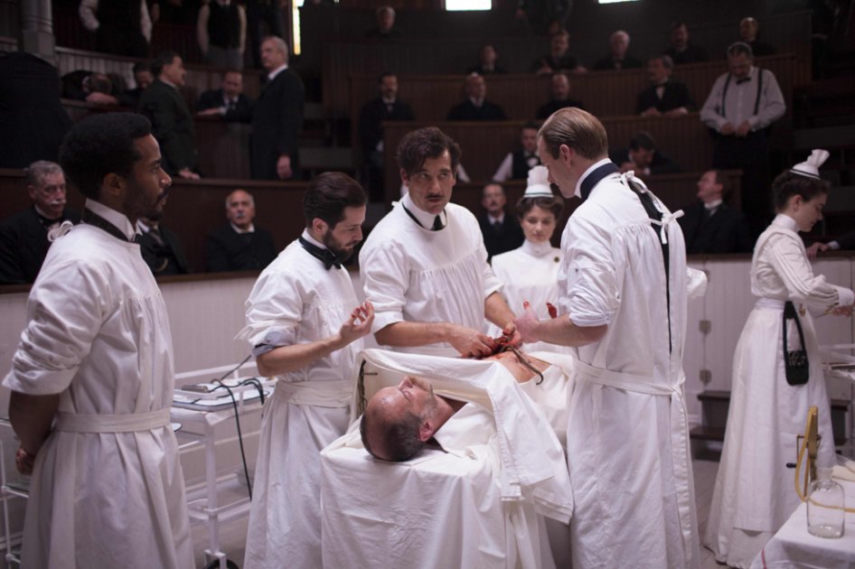 Clive Owen en una escena de "The Knick".