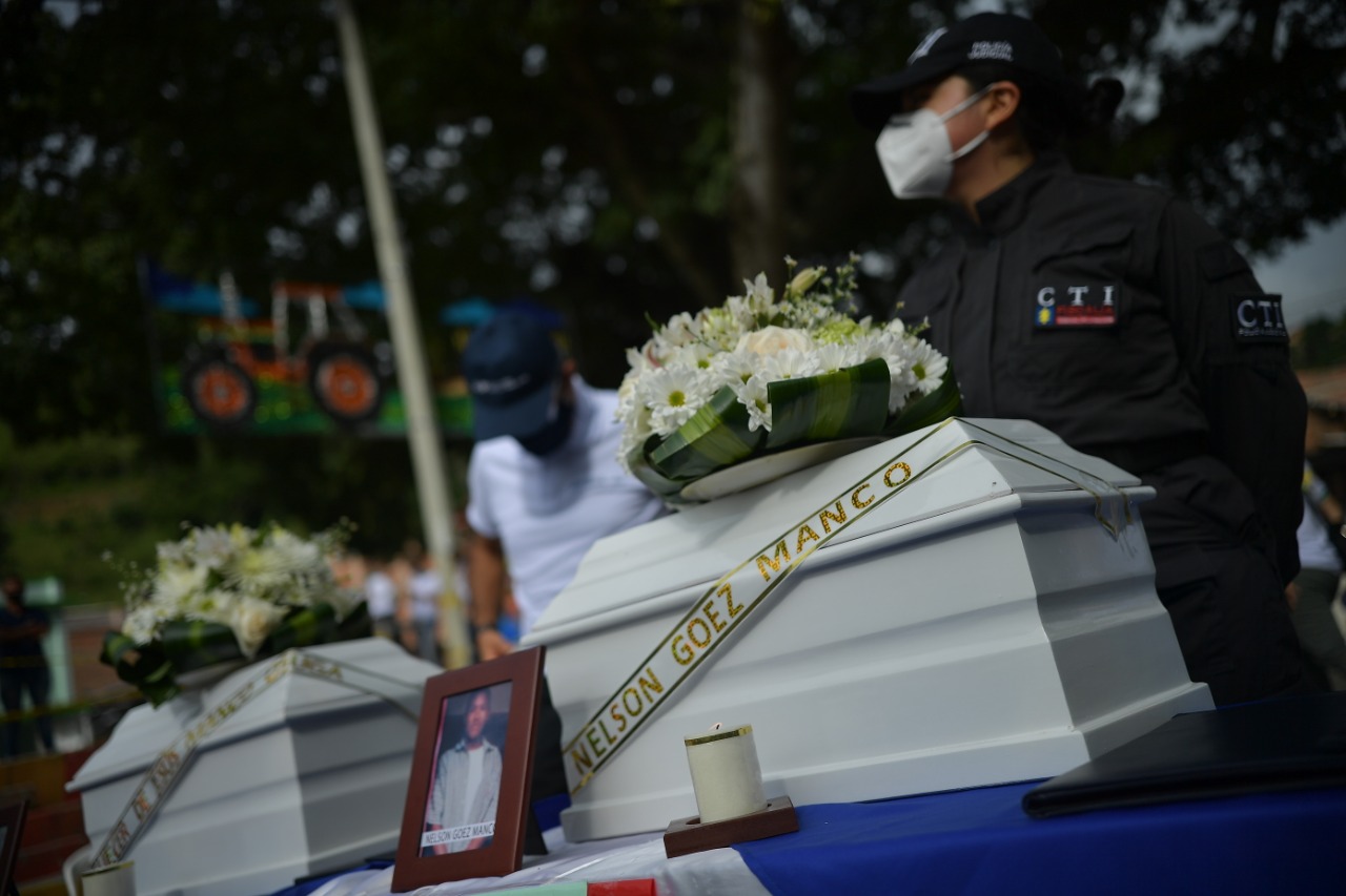 Falsos positivos: víctimas encontradas en Dabeiba tendrán sus bóvedas para siempre