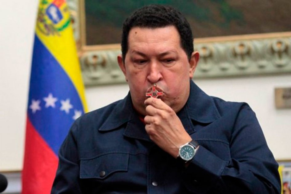 Oposición insiste en que se publique diagnóstico médico de Chávez