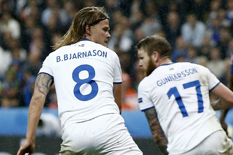 La selección de Islandia y la tradición que alberga el nombre de sus jugadores