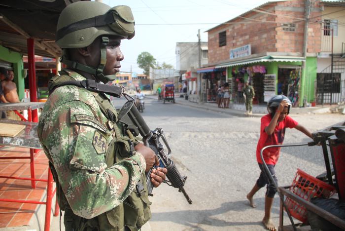 ¿Qué tan conveniente es que los militares lleguen a las calles de Cartagena?