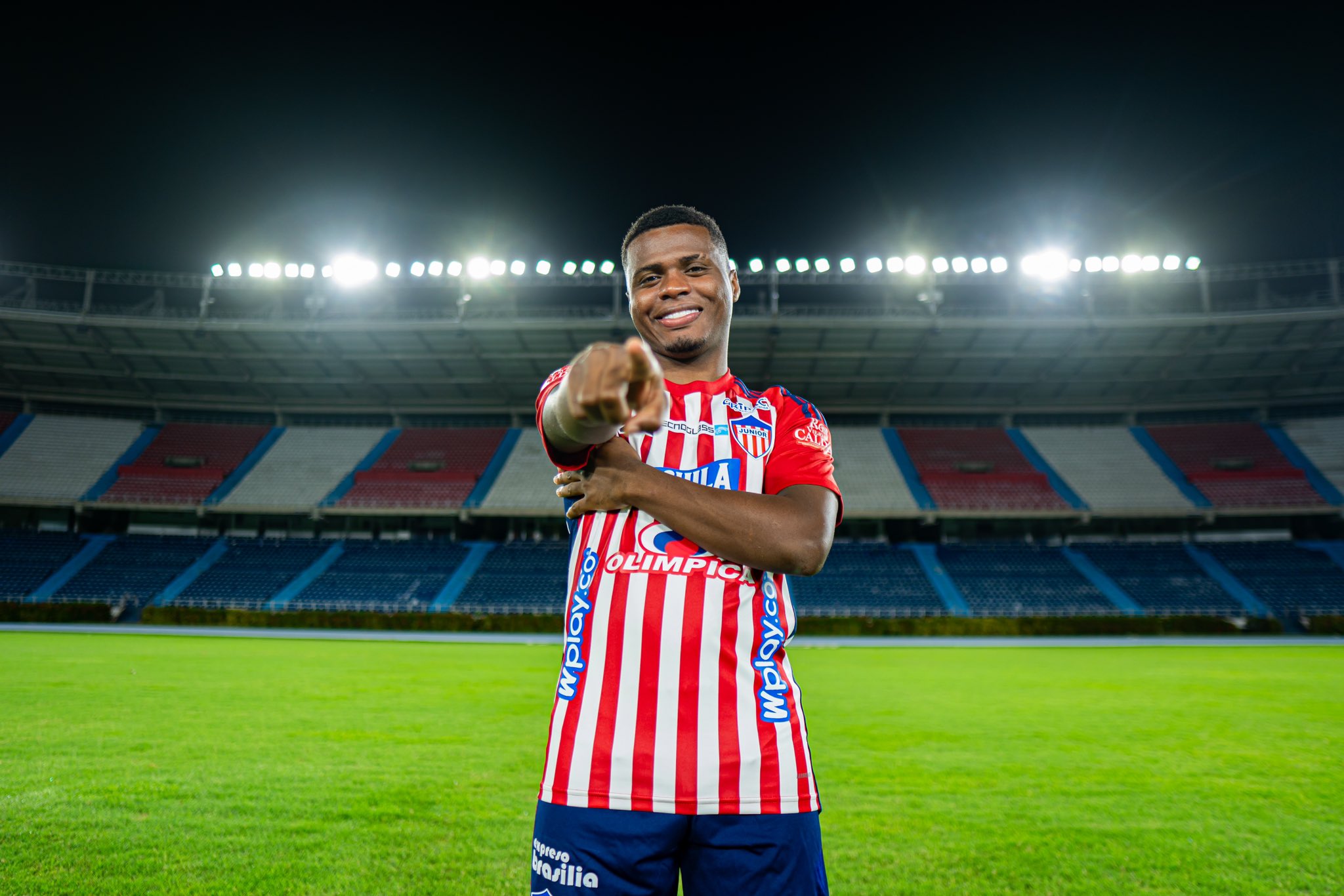 Junior de Barranquilla oficializó el regreso de Deiber Caicedo