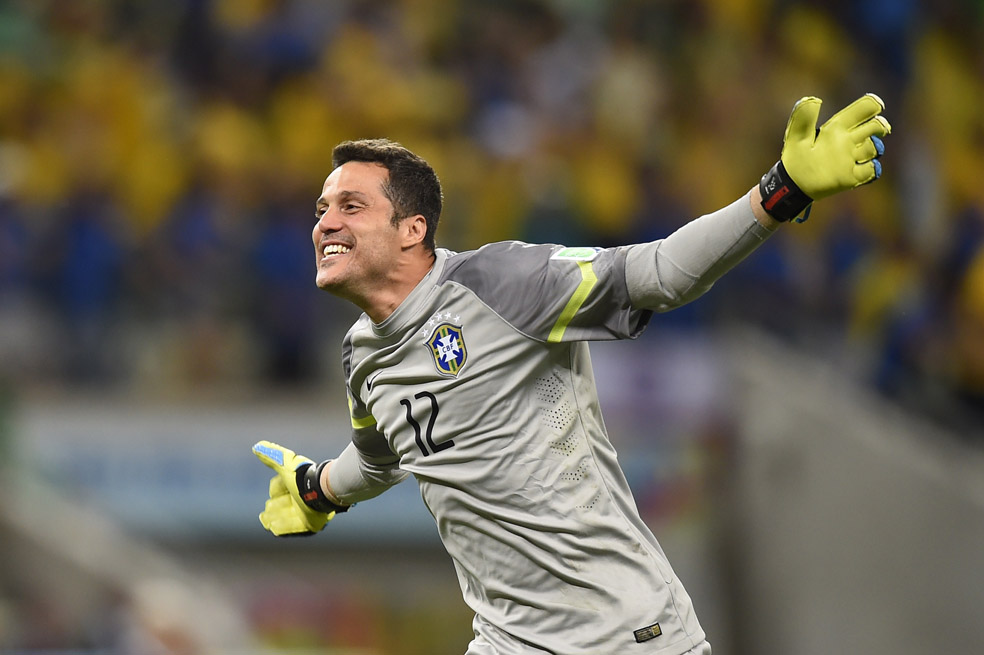 Julio César regresa a su arena