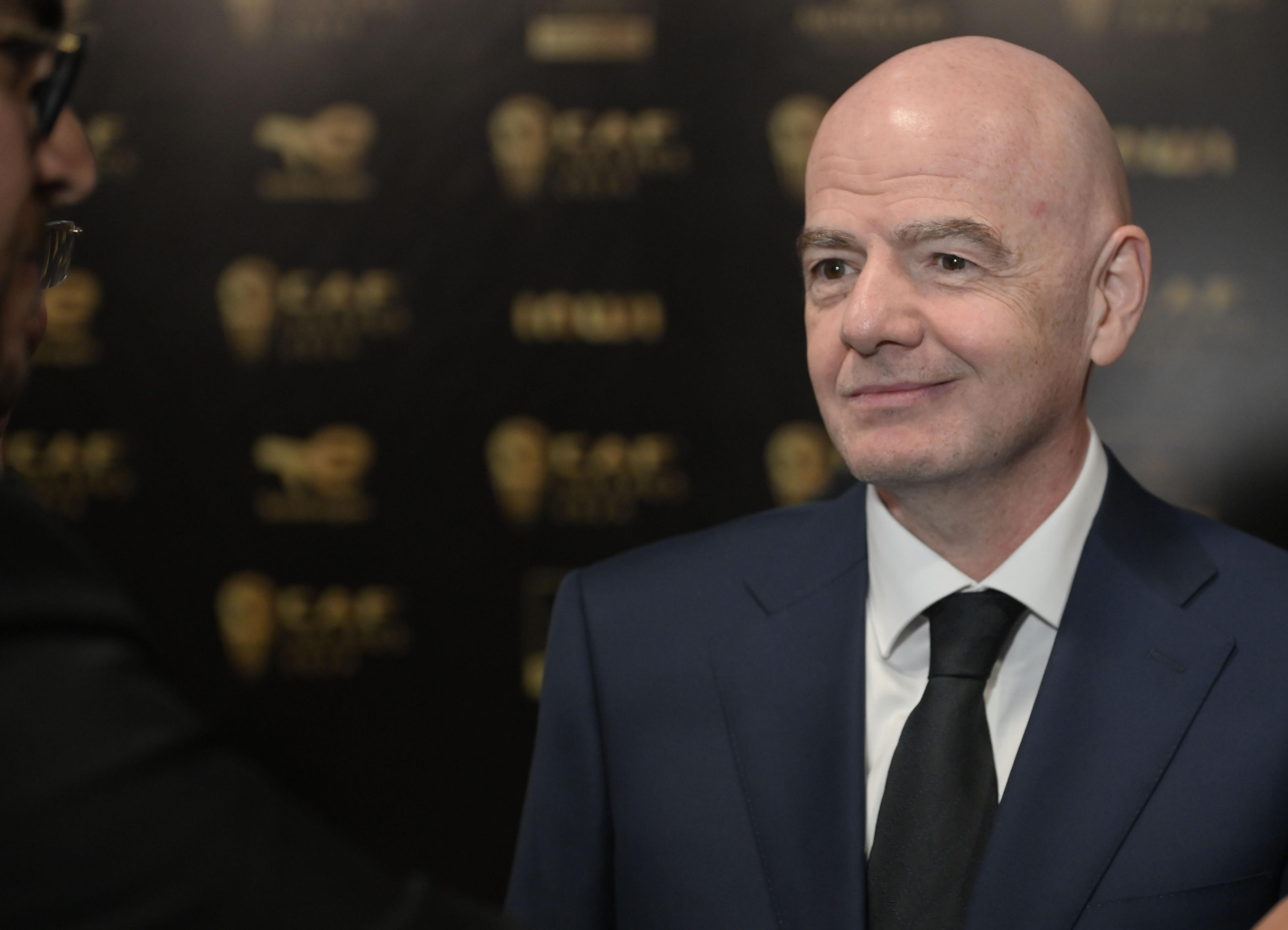 Infantino asistió a la posesión de Trump y le agradeció por su apoyo al fútbol