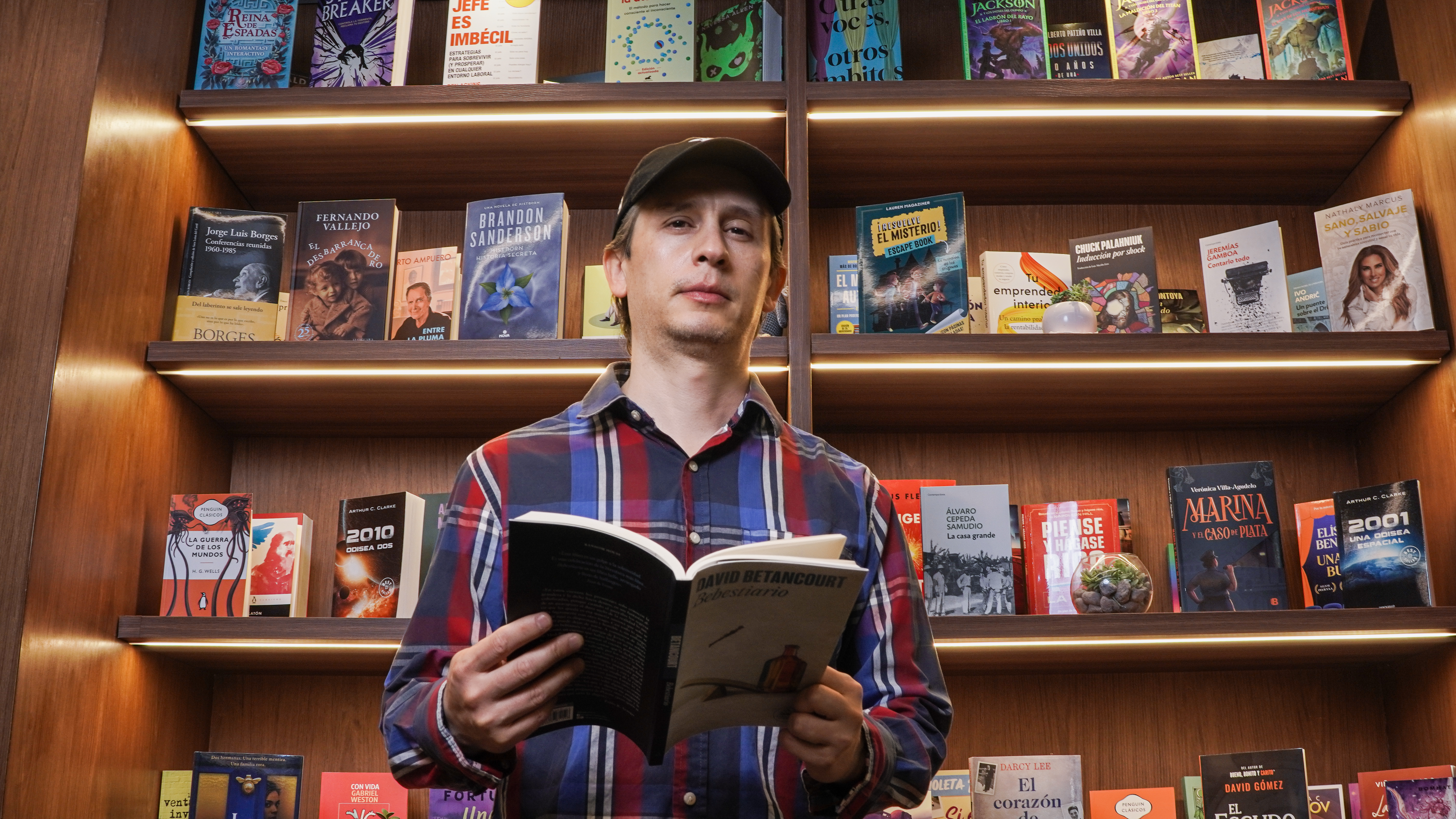 David Betancourt: “A mí lo que me interesa es que mi literatura suene a vida”