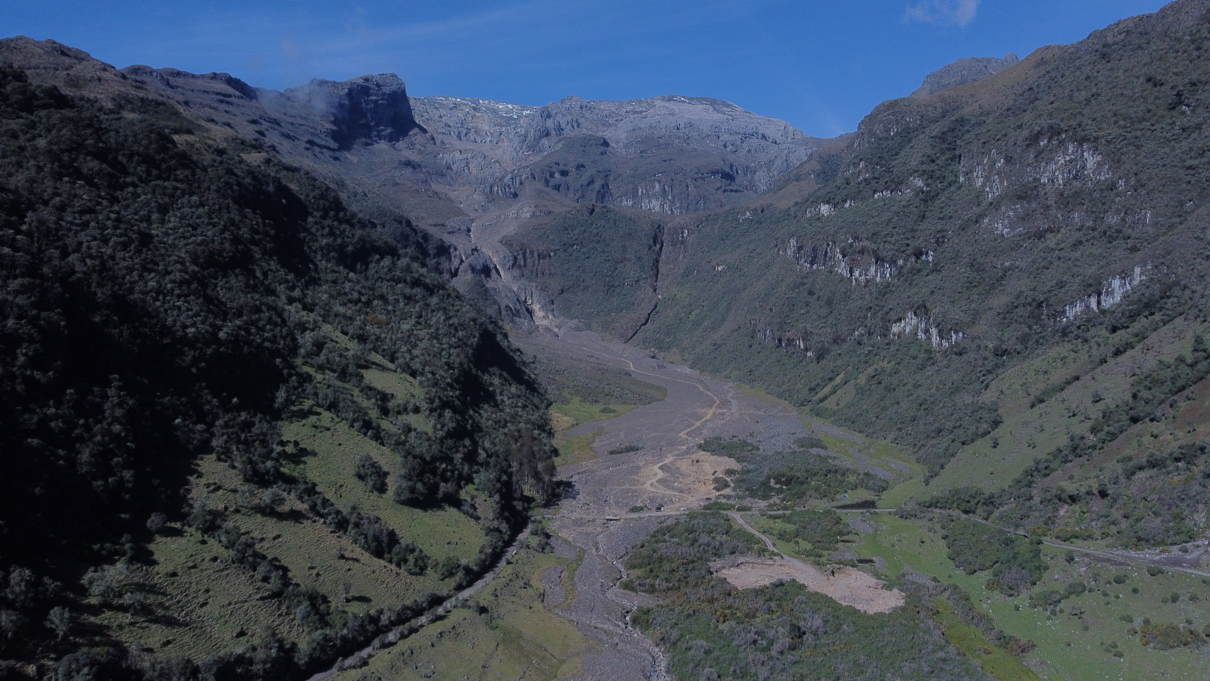 Volcán nevado del Ruiz y los vecinos de la ceniza