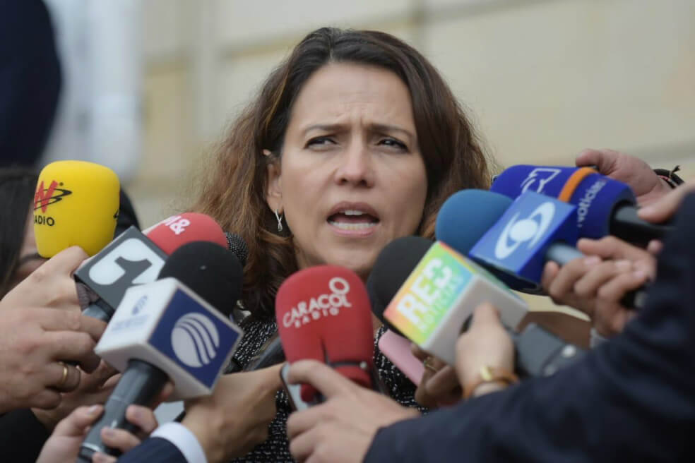 Gobierno condiciona diálogo con los partidos de oposición