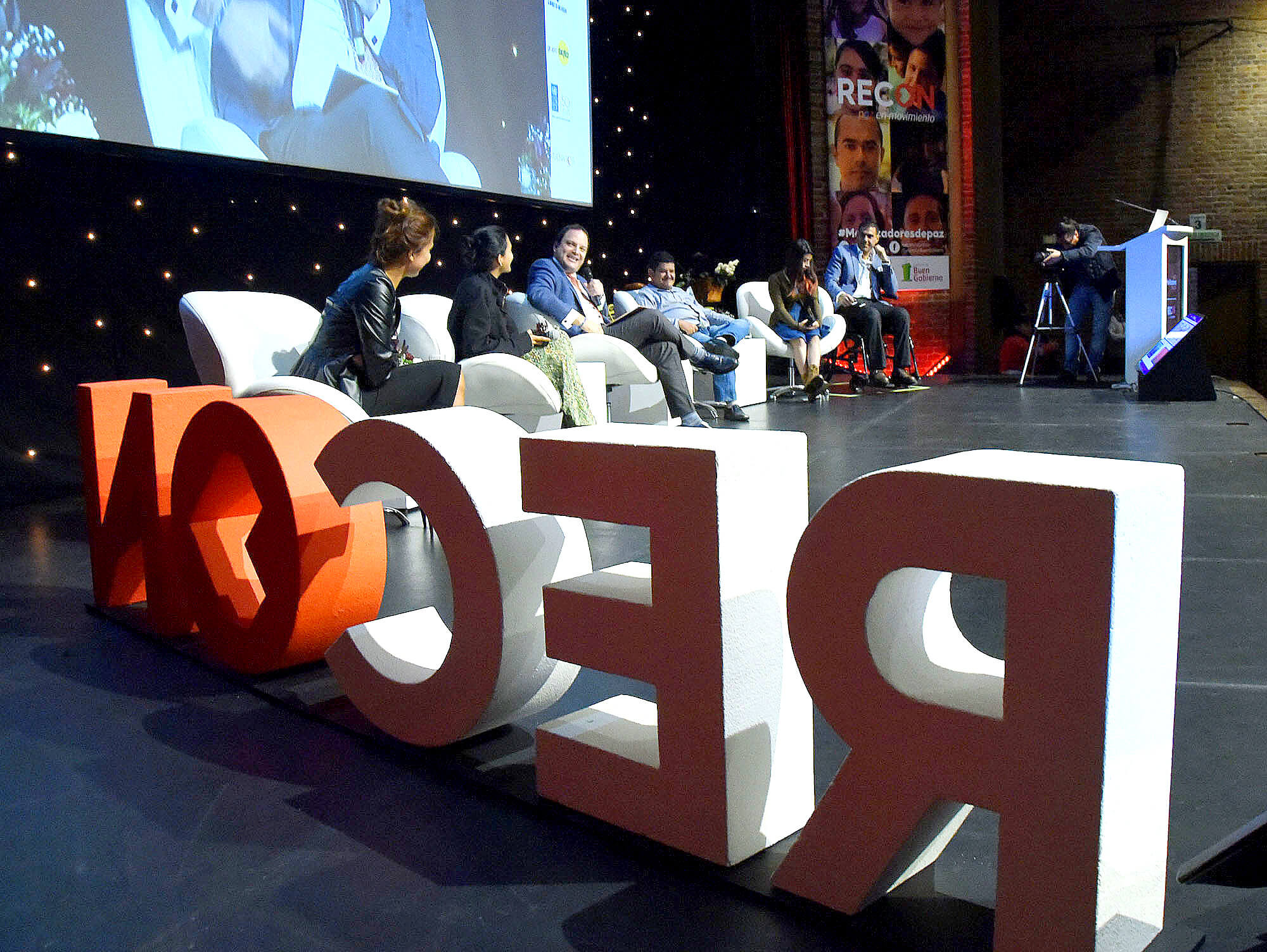 Cita del emprendimiento social en Medellín