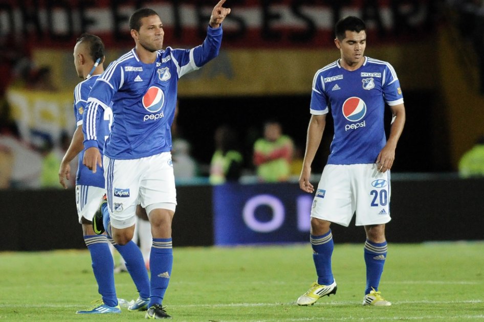 Millonarios acaba con el invicto de Júnior y es único líder de la Liga