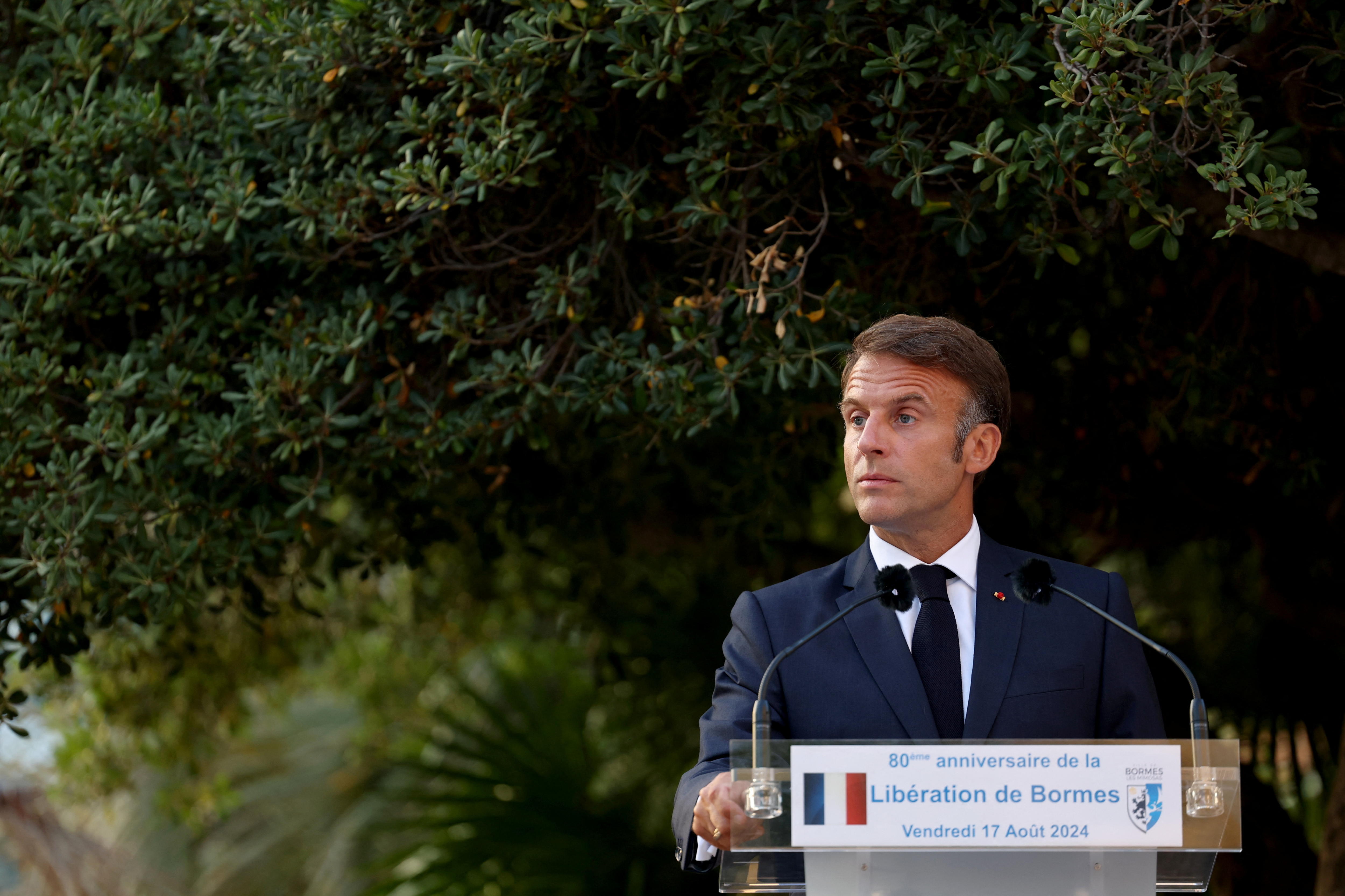 Macron arranca negociaciones con partidos franceses para formar nuevo gobierno