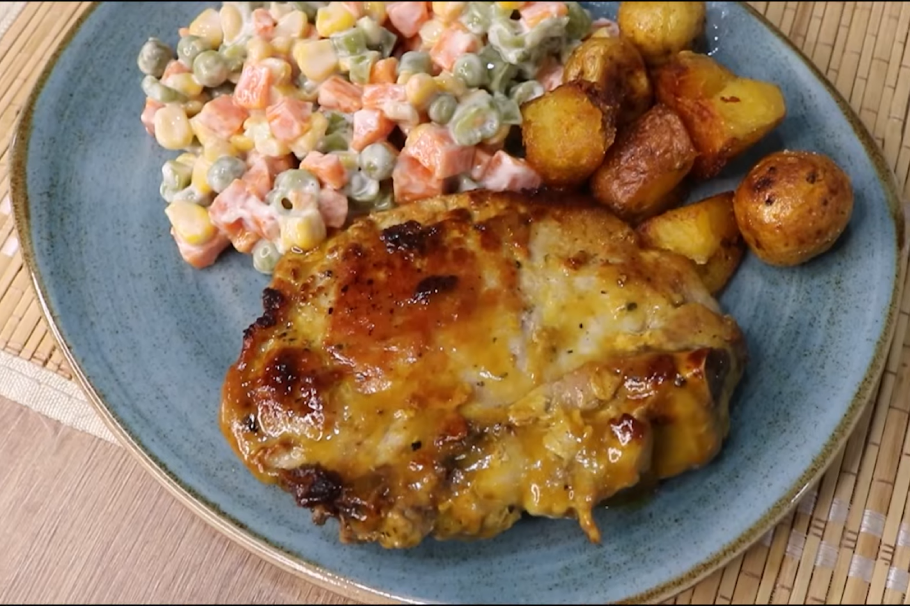 Desvárate: prepara estas chuletas de cerdo con miel mostaza para tu almuerzo hoy