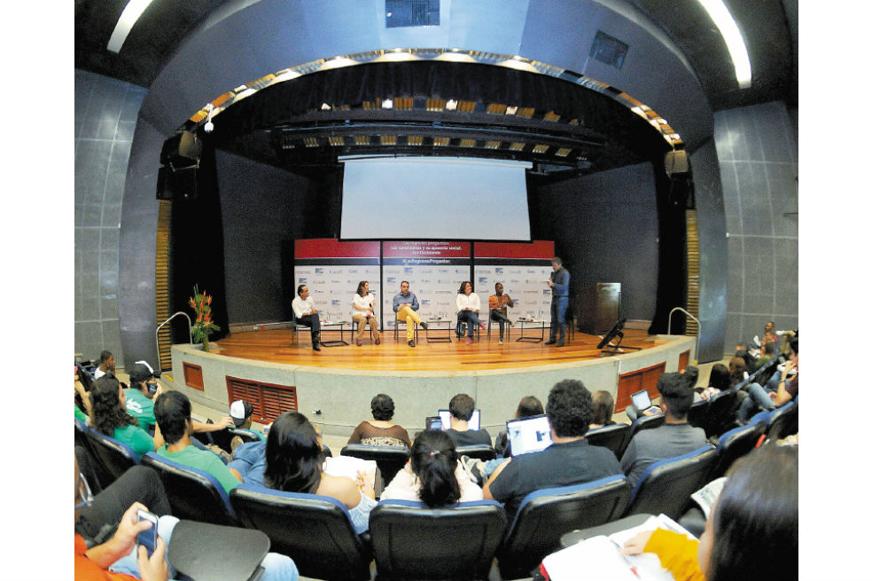 Propuestas para el suroccidente colombiano: debate de candidatos al Congreso