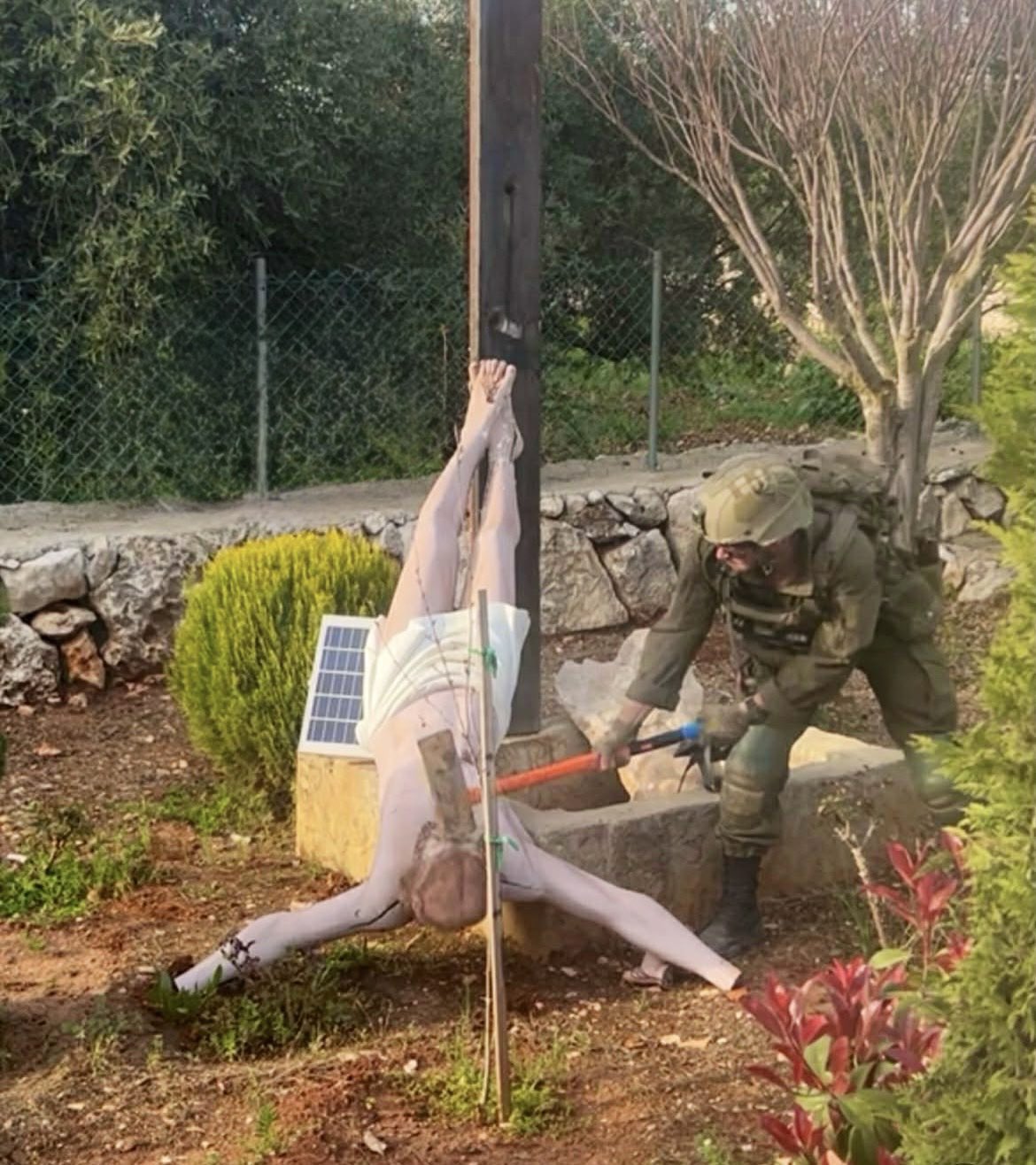 Soldado israelí intentó destruir estatua de Jesús crucificado en Líbano: Israel lo confirmó