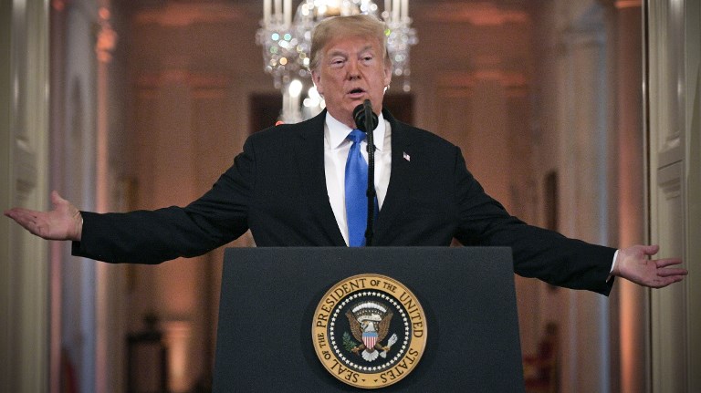 Trump endurece condiciones de asilo para inmigrantes ilegales