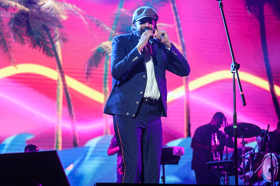 Juan Luis Guerra denuncia que robaron parte de su equipaje en Bogotá. Pide ayuda