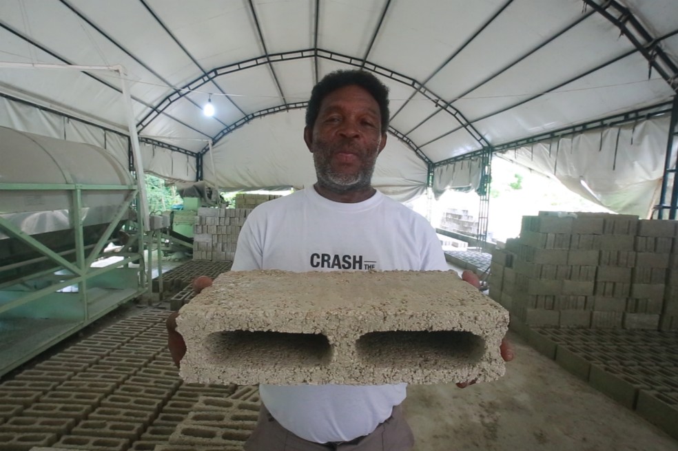 Proyecto de ladrillos de vidrio gana premio internacional