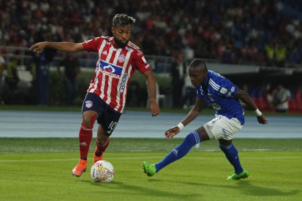 Se aprieta el grupo A: Millonarios venció a Júnior en Barranquilla