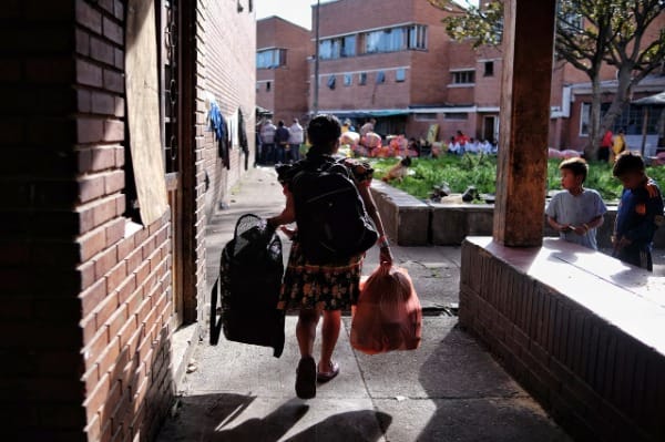 Distrito denuncia que líderes Emberá bloquean atención a 70 niños por exigir contratos