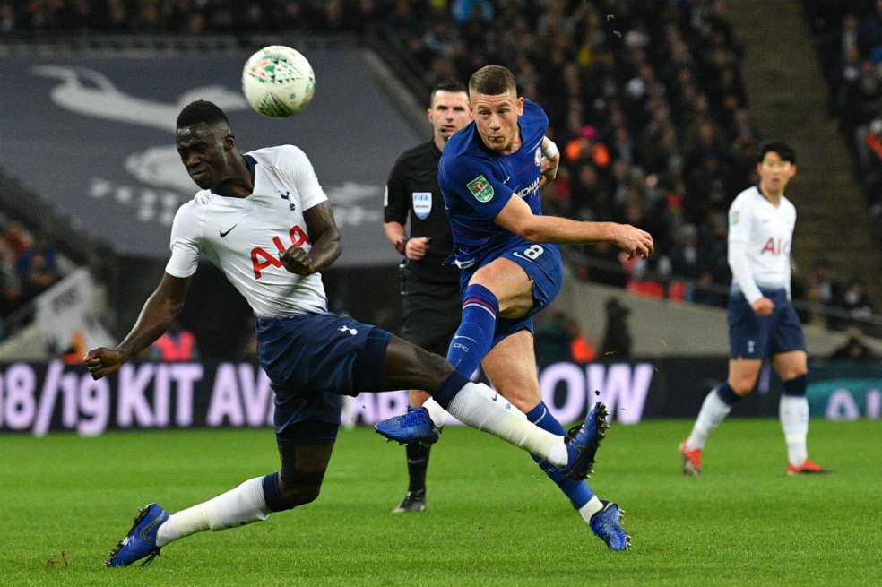 Dávinson Sánchez jugó los 90 minutos en la victoria del Tottenham sobre Chelsea