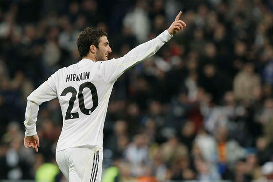 Real Madrid y Nápoles habrían llegado a un acuerdo por Higuaín