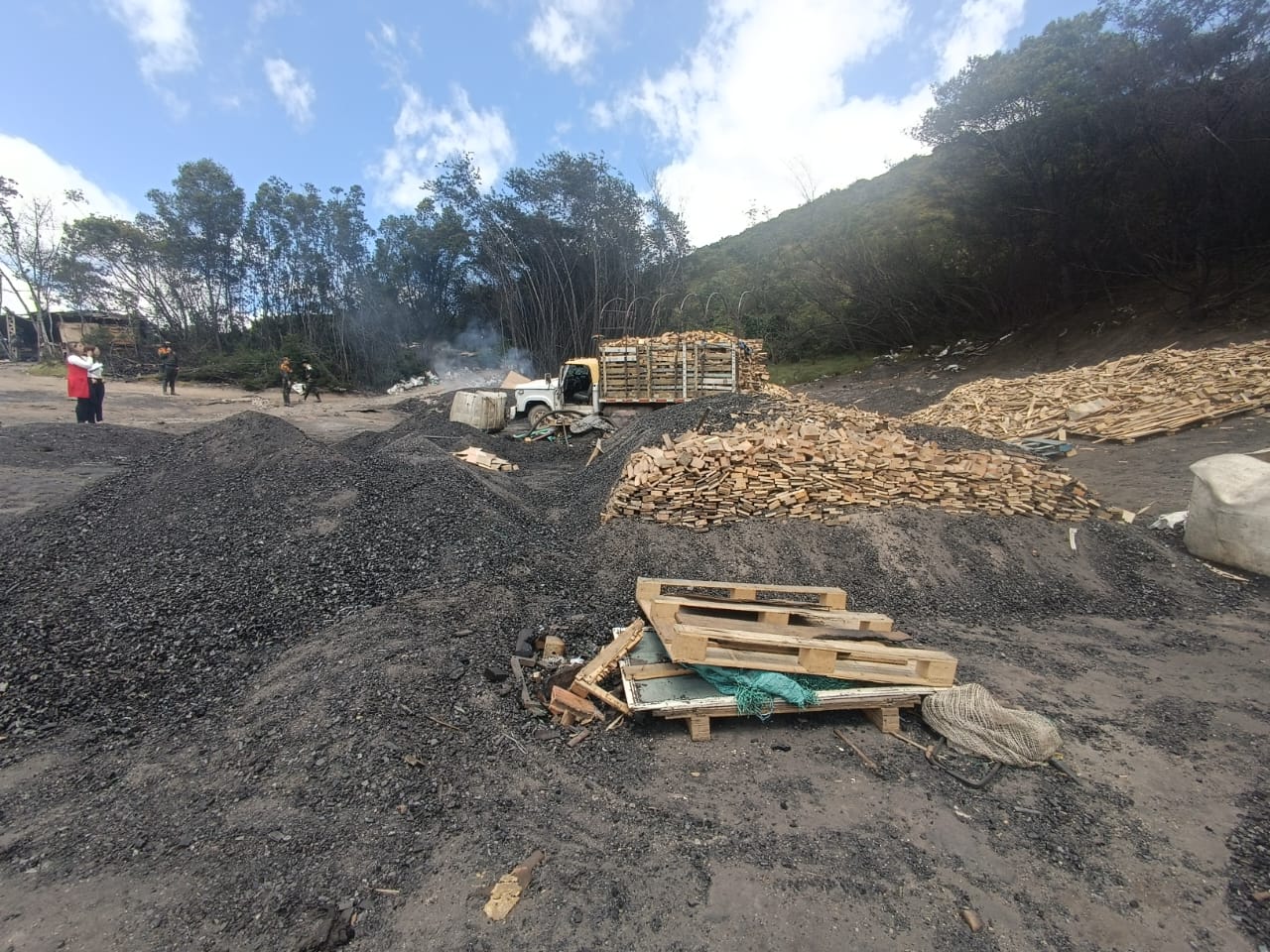 La actividad estaba generando contaminación por dióxido y monóxido de carbono, además de otras sustancias acuosas.