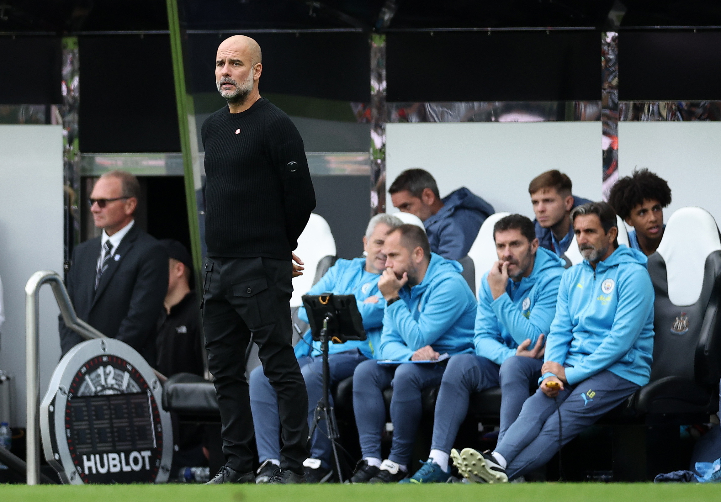 Pep Guardiola renovó como entrenador del Manchester City hasta 2027