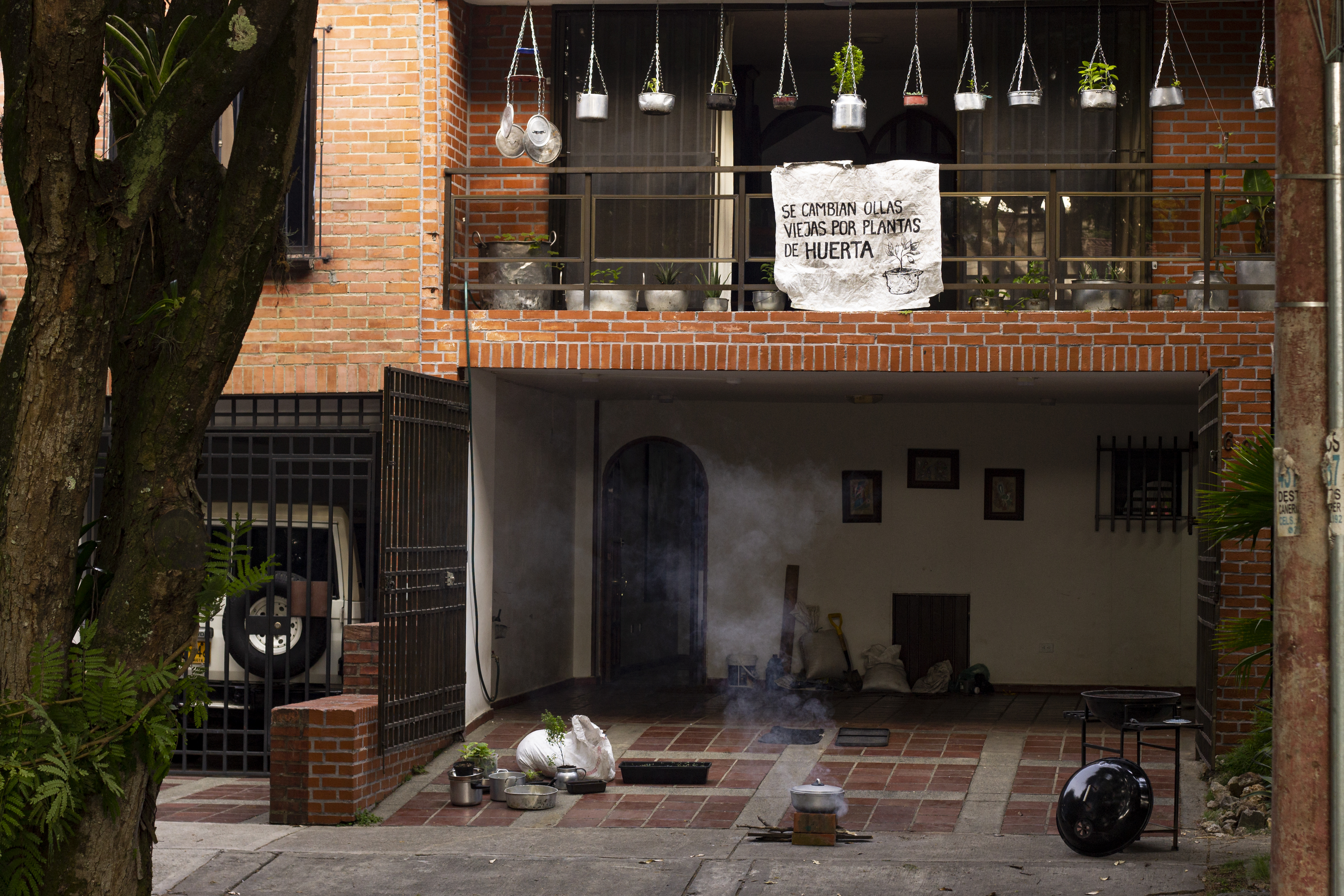 Sin Título. Ana Ortiz. Cali. Proyecto Intercambios Artísticos en época de pandemia. Interior/Exterior. Banco de la República. Región Pacífico. Curadora: Yolanda Chois.