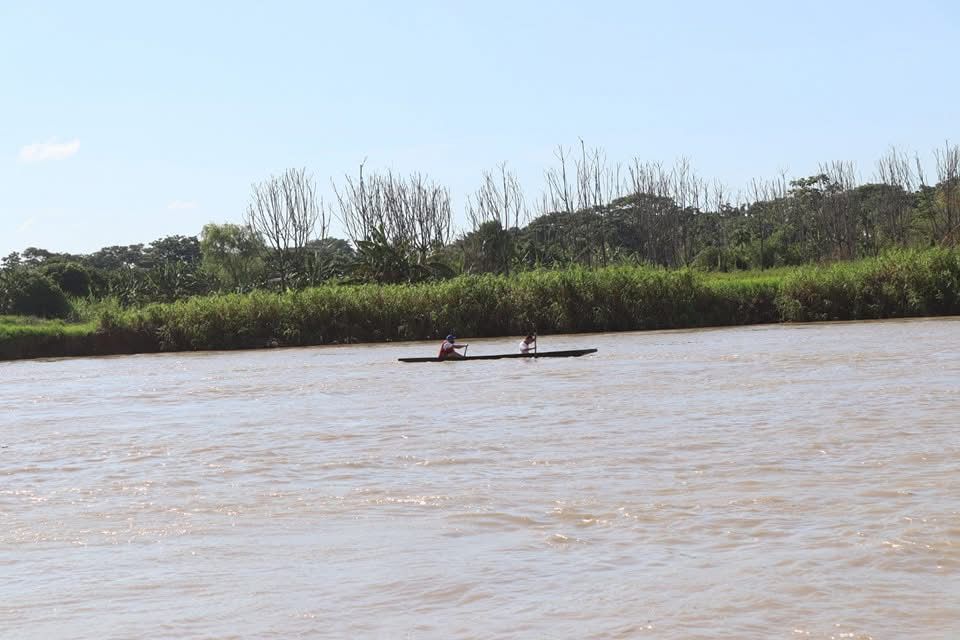 Hallan cuerpo de mujer que cayó al río Nechí en Yarumal, tras más de tres días de búsqueda