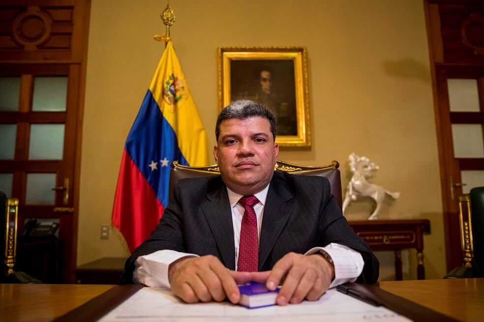 EE.UU. sanciona a Luis Parra y a otros diputados por "tomarse" el Parlamento venezolano