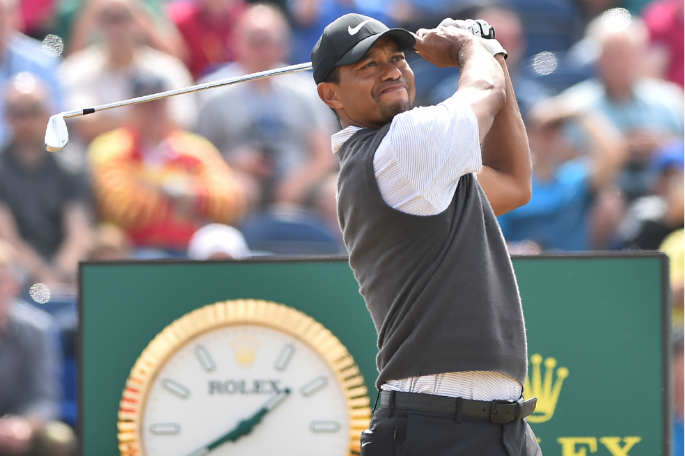 Tiger Woods, uno de los mejores en el tercer día del Abierto Británico de Golf