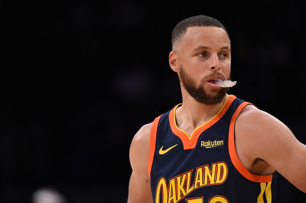 Stephen Curry es el nuevo rey de triples de la historia de la NBA