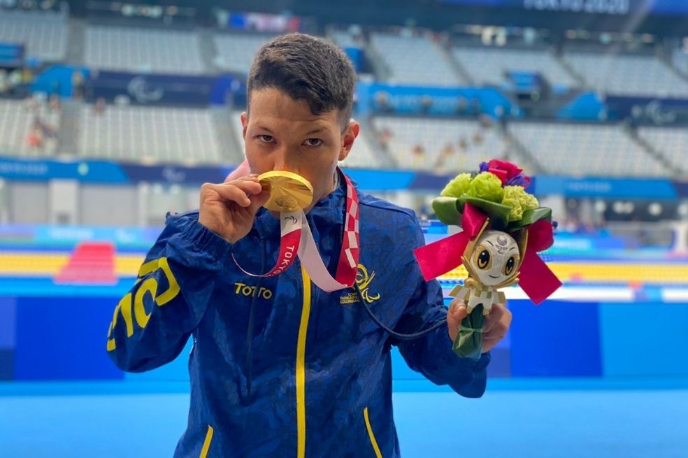 ¡Oro para Colombia! Nelson Crispín, récord mundial y campeón en los Paralímpicos