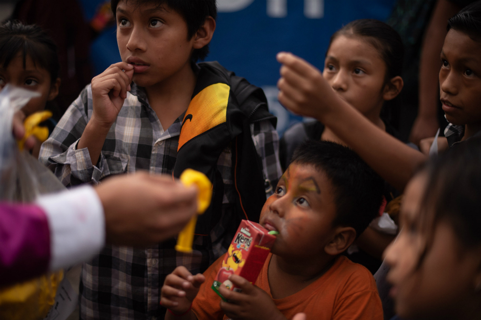 Unicef alerta de vulnerabilidad de niños en Guatemala por erupción del volcán