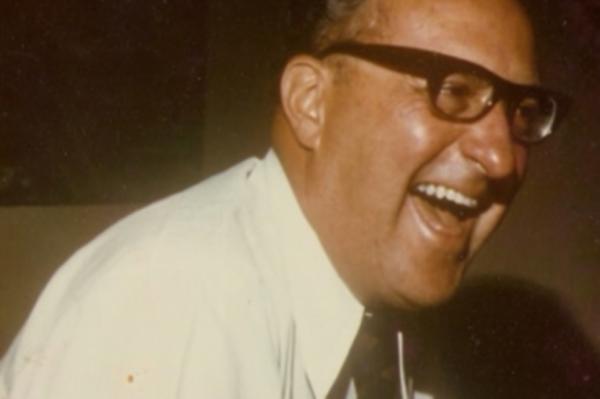 Héctor Abad Gómez: para curar la sed de olvido