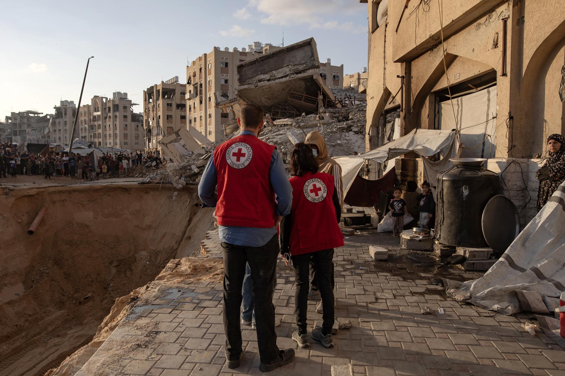 Hamás entregará a la Cruz Roja el cuerpo de un rehén israelí exhumado en Gaza