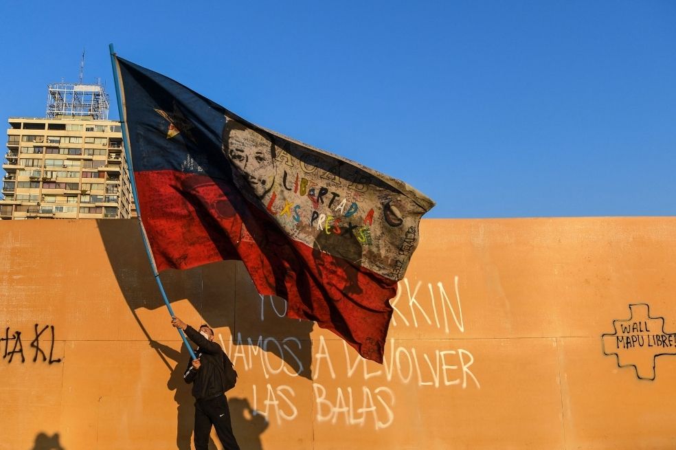 Los constituyentes deberán aprobar el texto de la nueva Constitución para el 4 de septiembre de 2022. Luego, el documento será sometido a un plebiscito para su ratificación.