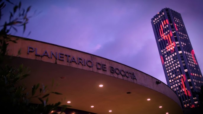Planetario de Bogotá abre experiencia inmersiva sobre Alicia en el jardín de las Maravillas: así puede asistir