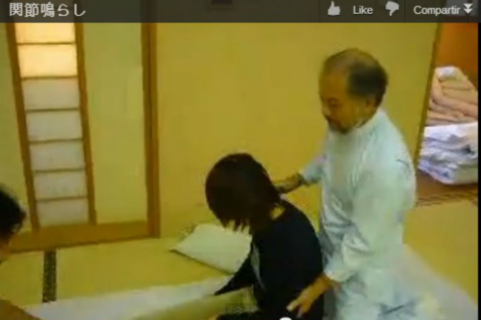 Inventan extraña forma de hacer masajes en Japón